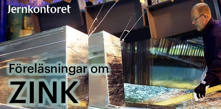 En man som står bredvid ett stort metallföremål.